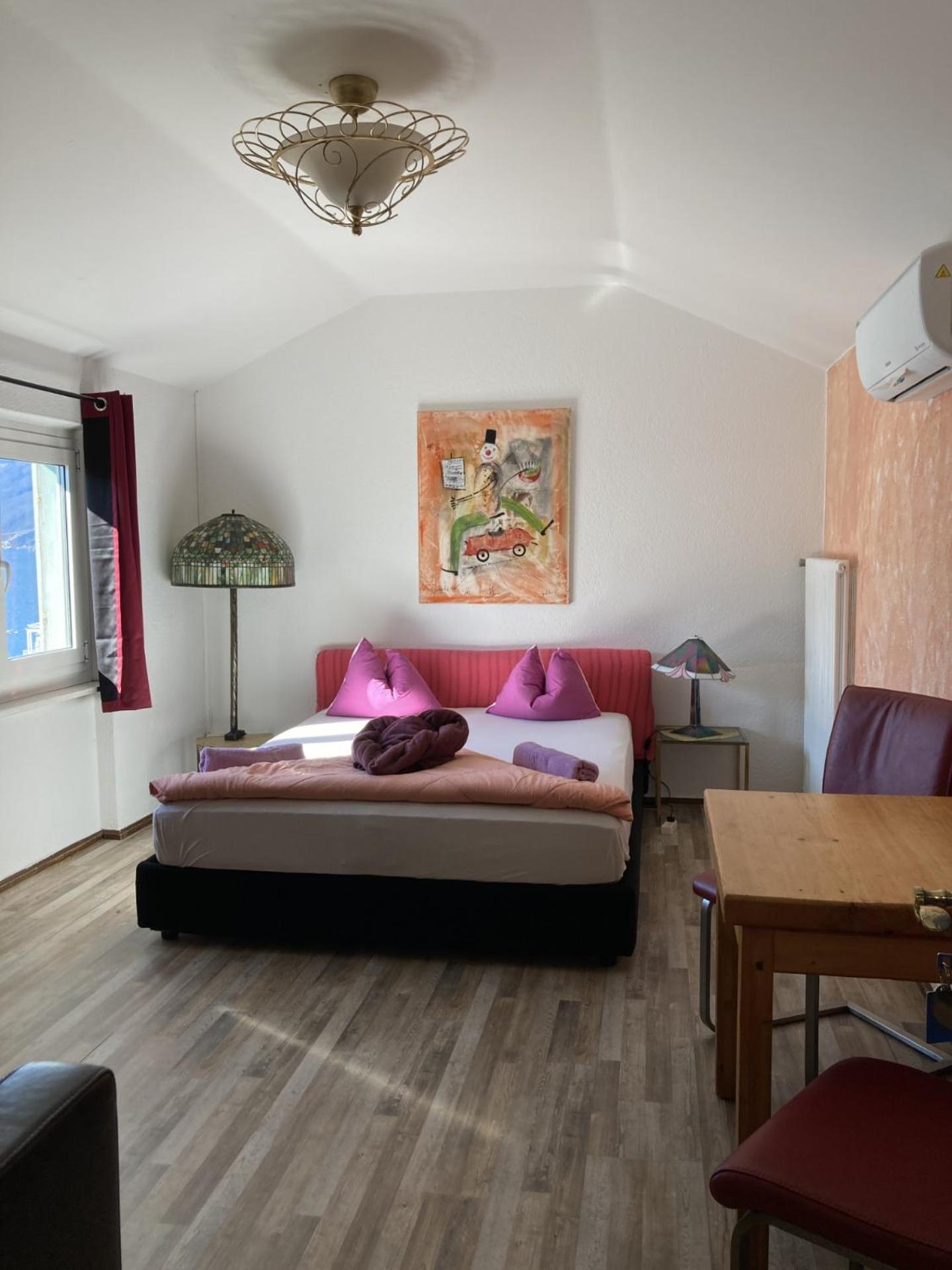 Bnb122 Bed&Breakfast Ascona Exteriör bild